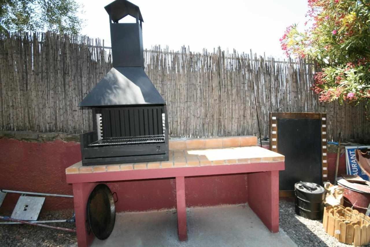 Casa rural alquiler ntegro Cal Sisco para 15 personas Vilamaniscle Bagian luar foto