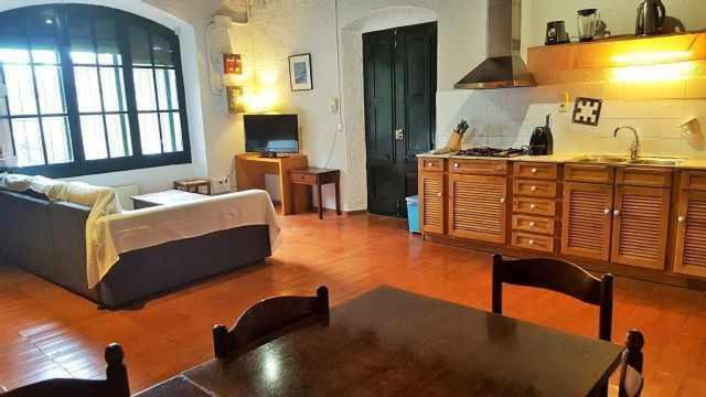 Casa rural alquiler ntegro Cal Sisco para 15 personas Vilamaniscle Bagian luar foto